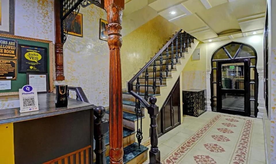 Hotel Utsav Niwas Джайпур Екстериор снимка