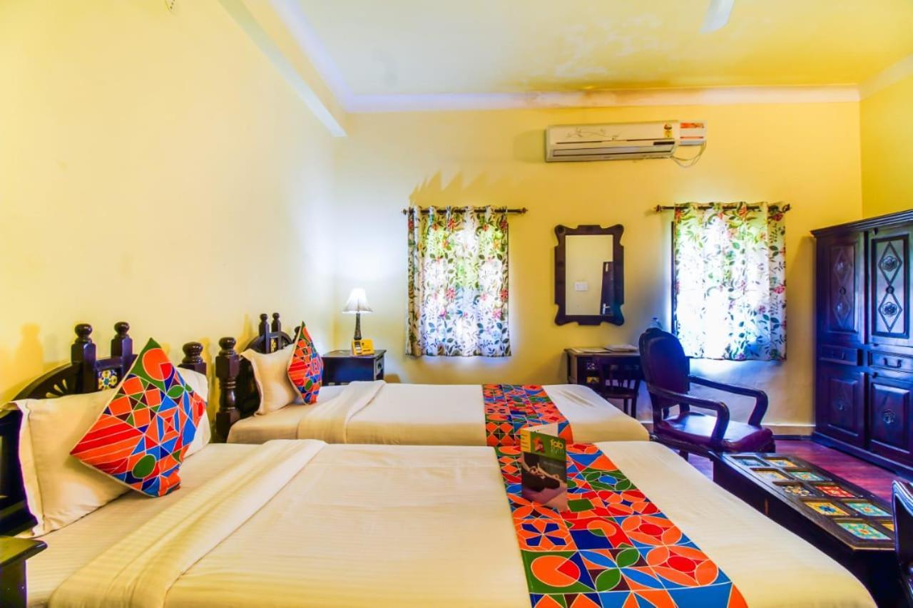 Hotel Utsav Niwas Джайпур Екстериор снимка