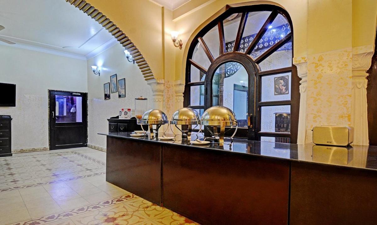 Hotel Utsav Niwas Джайпур Екстериор снимка